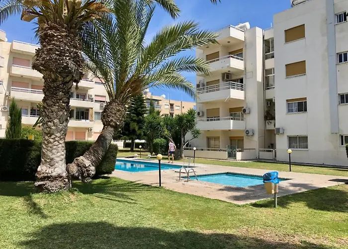 Luxury Close To The Beach, Shared Pool - Christine Complex
